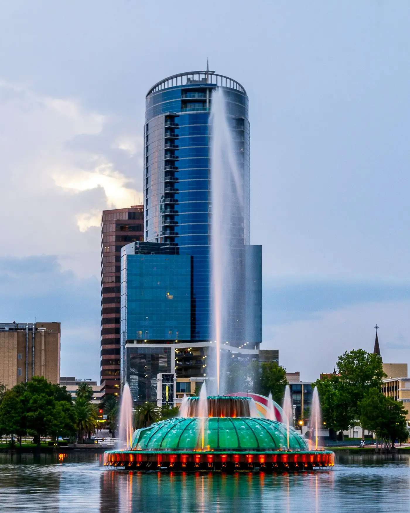 Orlando Lake Eola fountain and skyline at dusk